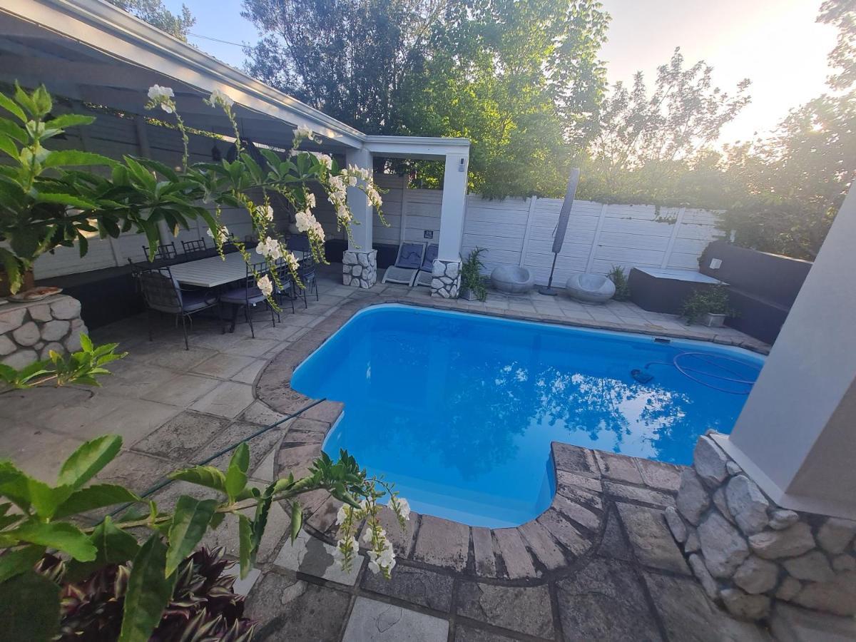 Bergview Guesthouse Swellendam Exterior photo
